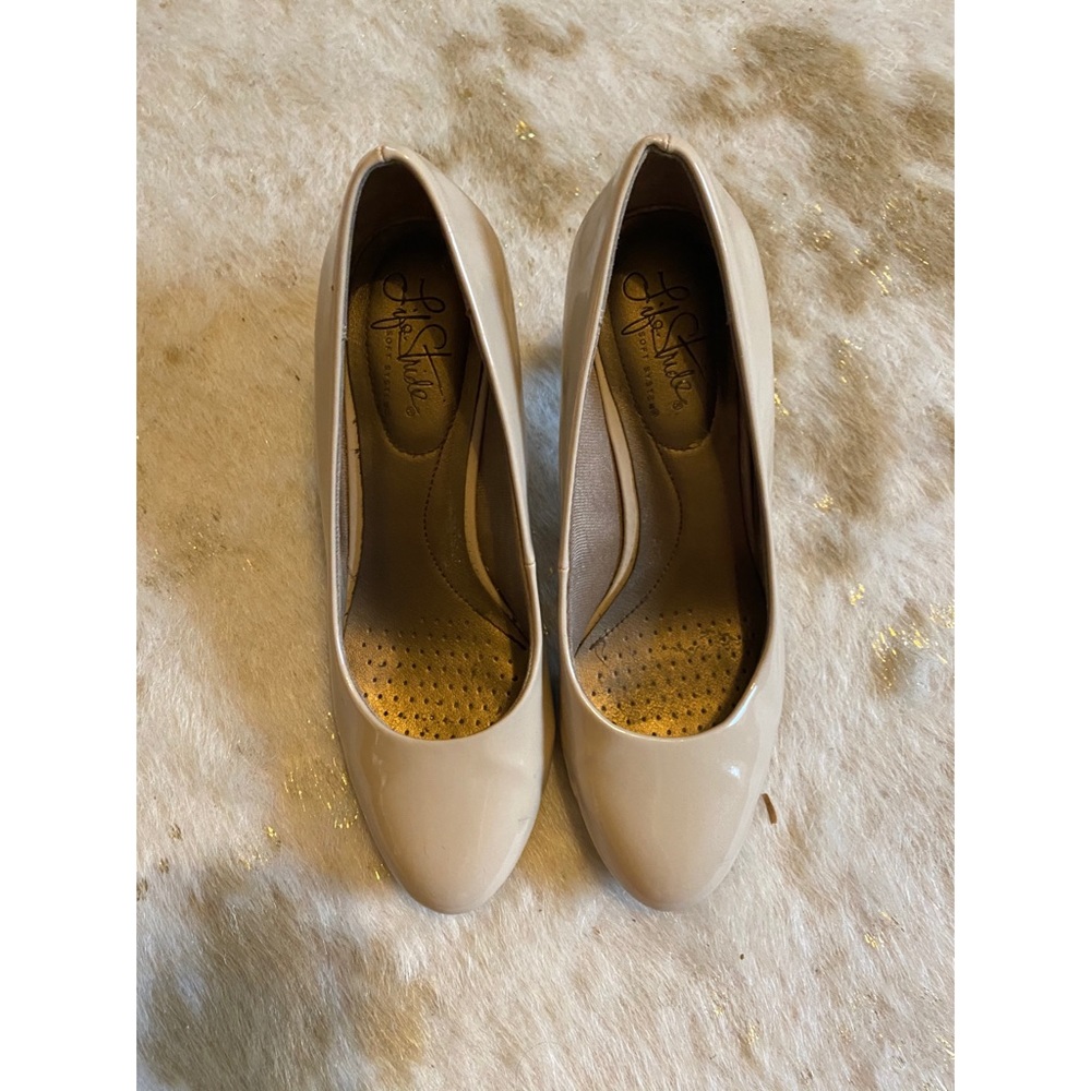Classic Pumps